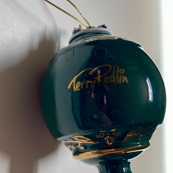 Terry Redlin Racing Home Hadley Bradford Christmas Porcelain Ornament 1999 - Picture 4 of 6